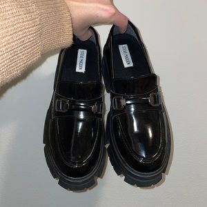Steve Madden loafers size 9!